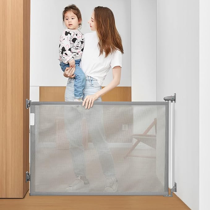 Retractable Baby Safety Gate for Stairs & Doorway Protection